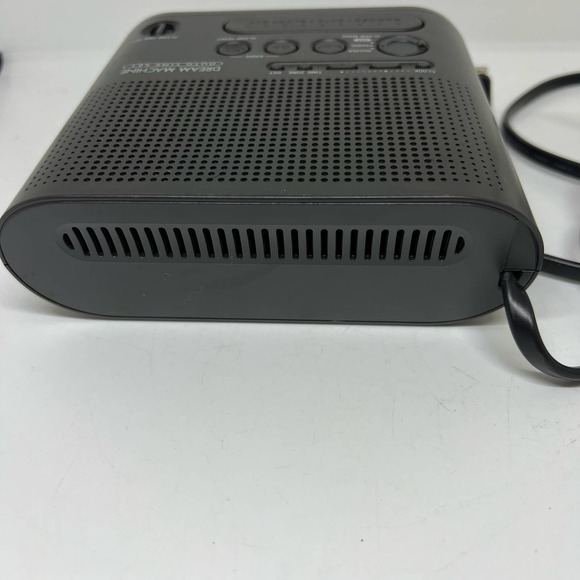 Sony Dream Machine  alarm clock radio  tested - Picture 8 of 9